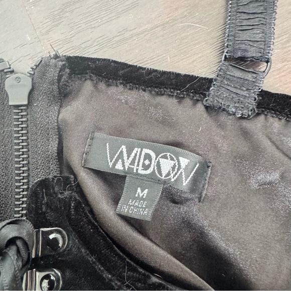 Widow Black Velvet Corset Top – Lace-Up Front, Goth Glam Vibes M whimsigoth - Picture 3 of 5